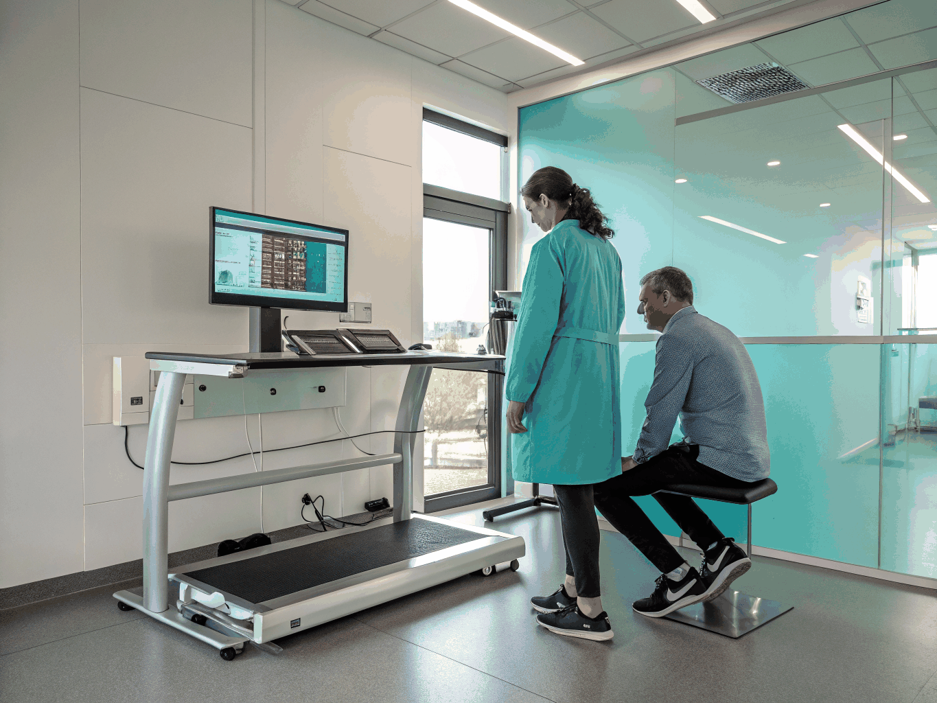Clinical biomechanics pressure-mat gait analysis and 3D motion measurement setup